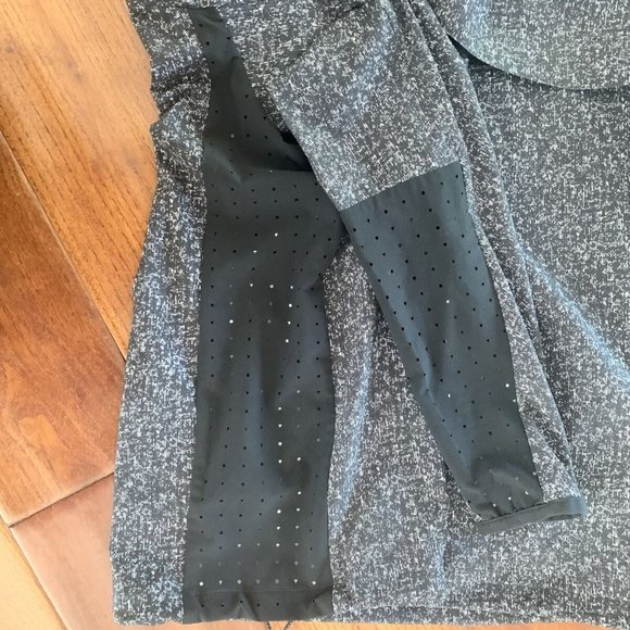 Outdoor Voices Lightweight Heather Grey 1/4 Zip Jacket Hooded Windbreaker Size s - Picture 8 of 12